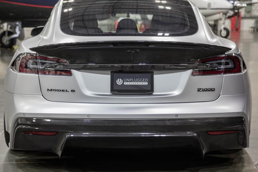  Tesla Model S P100D by Unplugged Performance 2018 года  (фото 11 из 20)